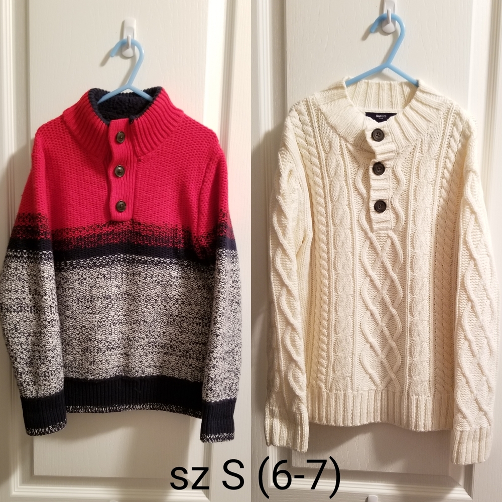 GAP Red and Cream Kids Sweaters